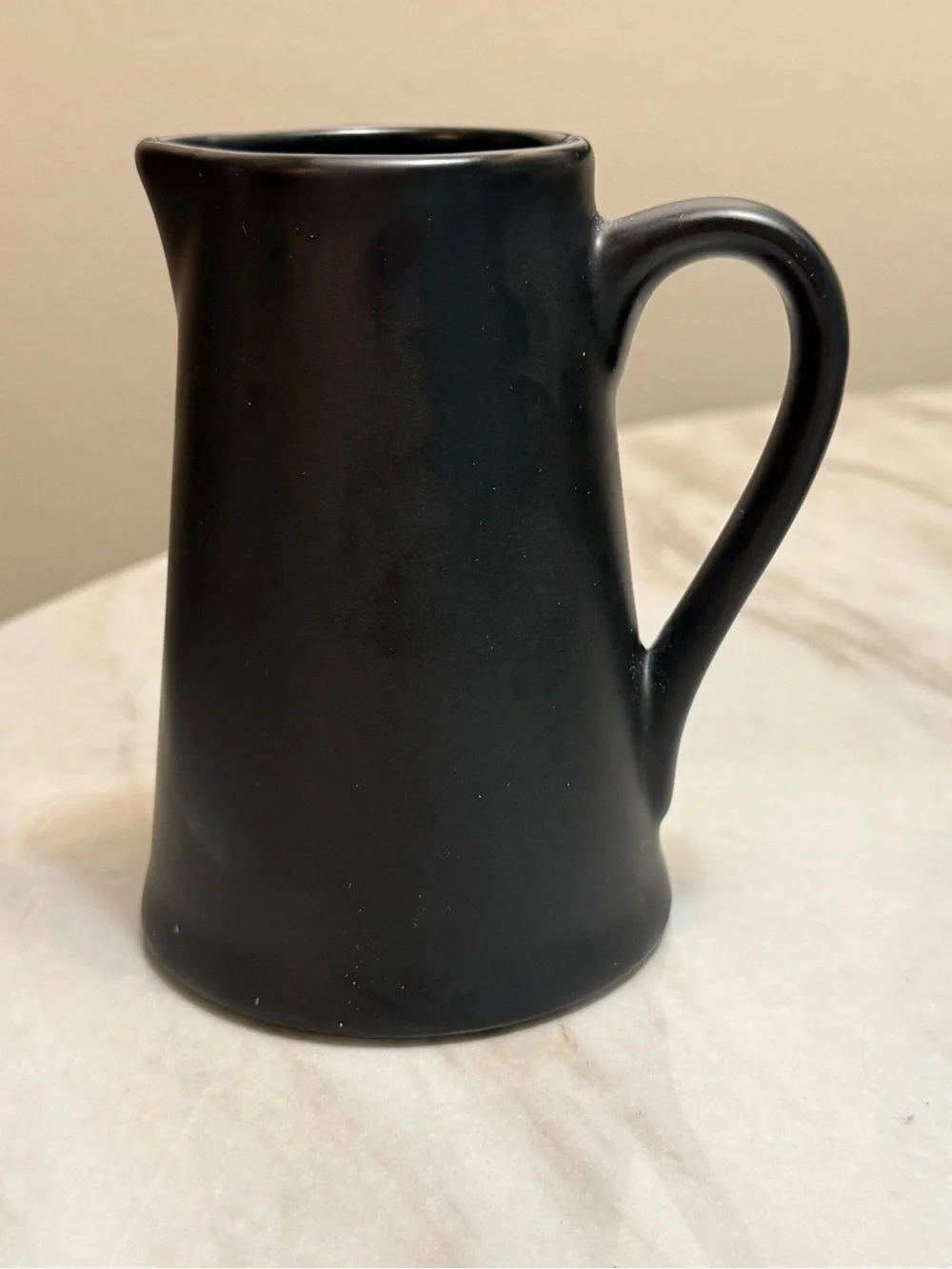 Robert Stanley Black Matte Ceramic Pitcher 14 oz Microwave Safe Solid Shield